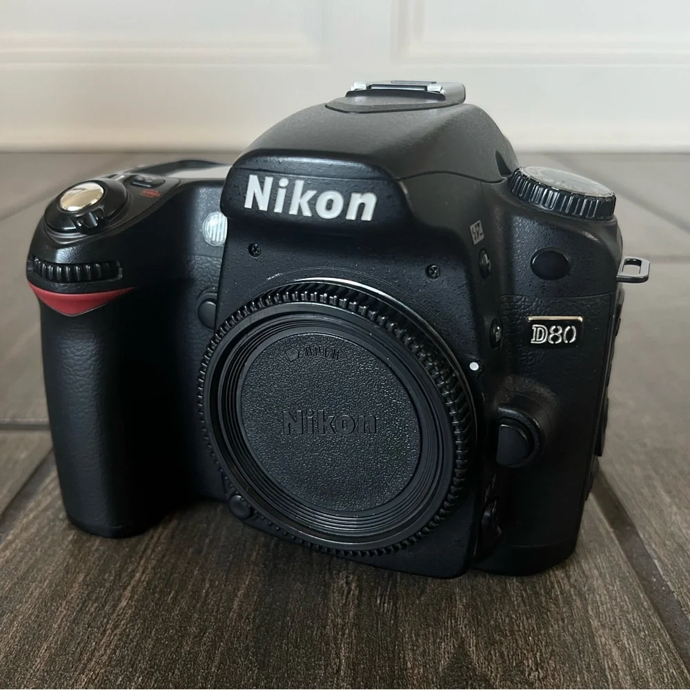 Nikon D80 DSLR kit